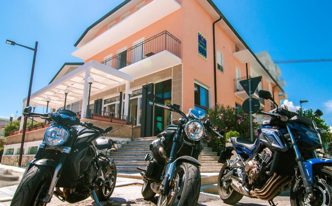 Hotel Greta B&B Rimini Bagian luar foto
