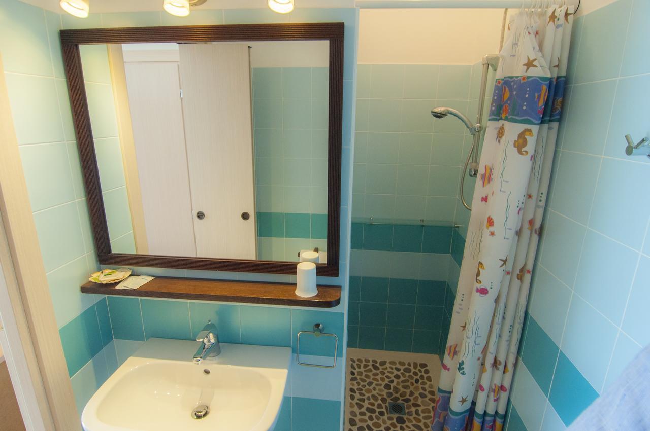 Hotel Greta B&B Rimini Bagian luar foto
