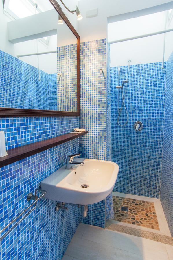 Hotel Greta B&B Rimini Bagian luar foto